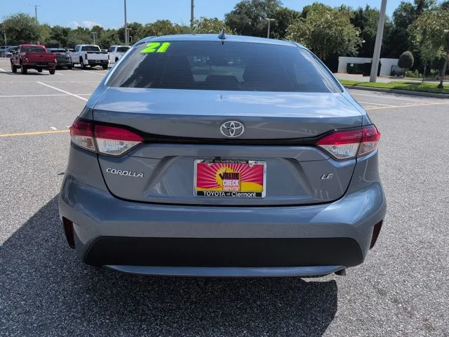 Used 2021  Toyota LE image 5