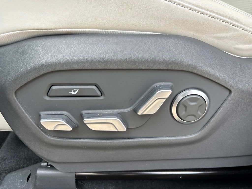 Certified Used 2024 Earthy Brass Matte Hyundai Calligraphy image 19