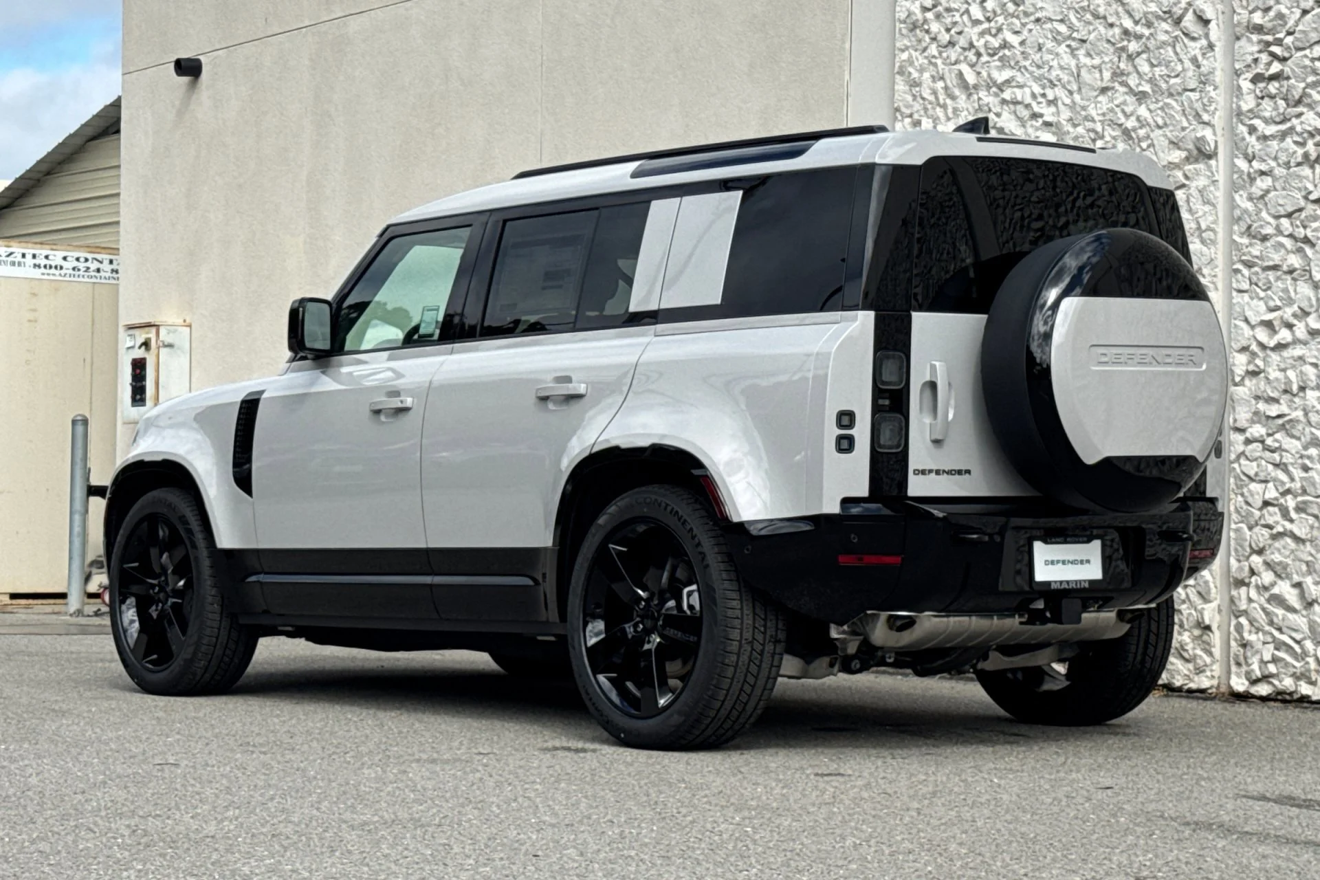 New 2026 Borasco Grey Land Rover X-Dynamic SE image 6