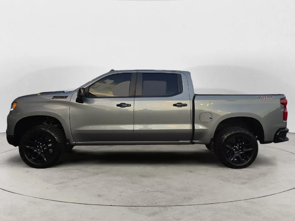 Used 2026 Sterling Gray Metallic Chevrolet LT Trail Boss image 12