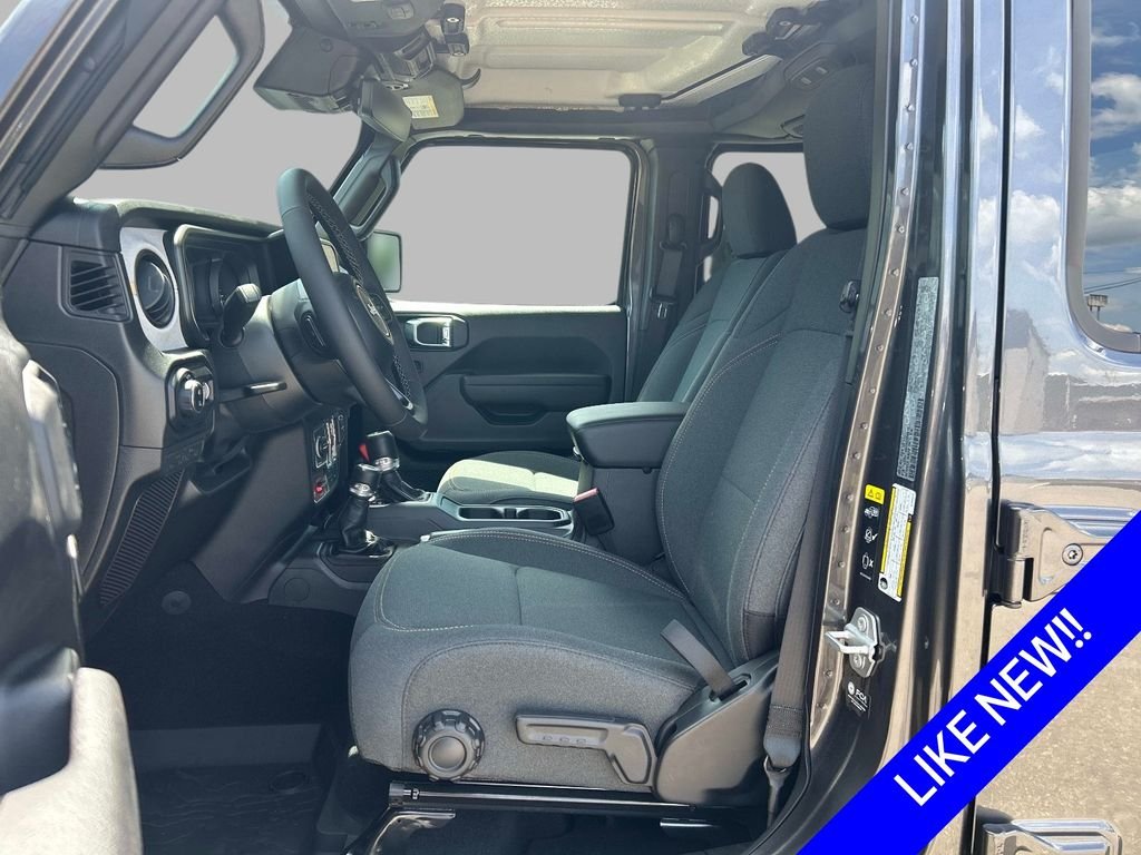 Used 2025 Gray Jeep Willys image 12