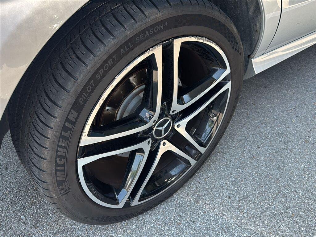 Used 2018 Iridium Silver Metallic Mercedes-Benz AMG® GLE 43 image 13