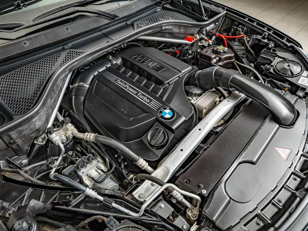 Used 2015 Black Sapphire Metallic BMW xDrive35i image 47