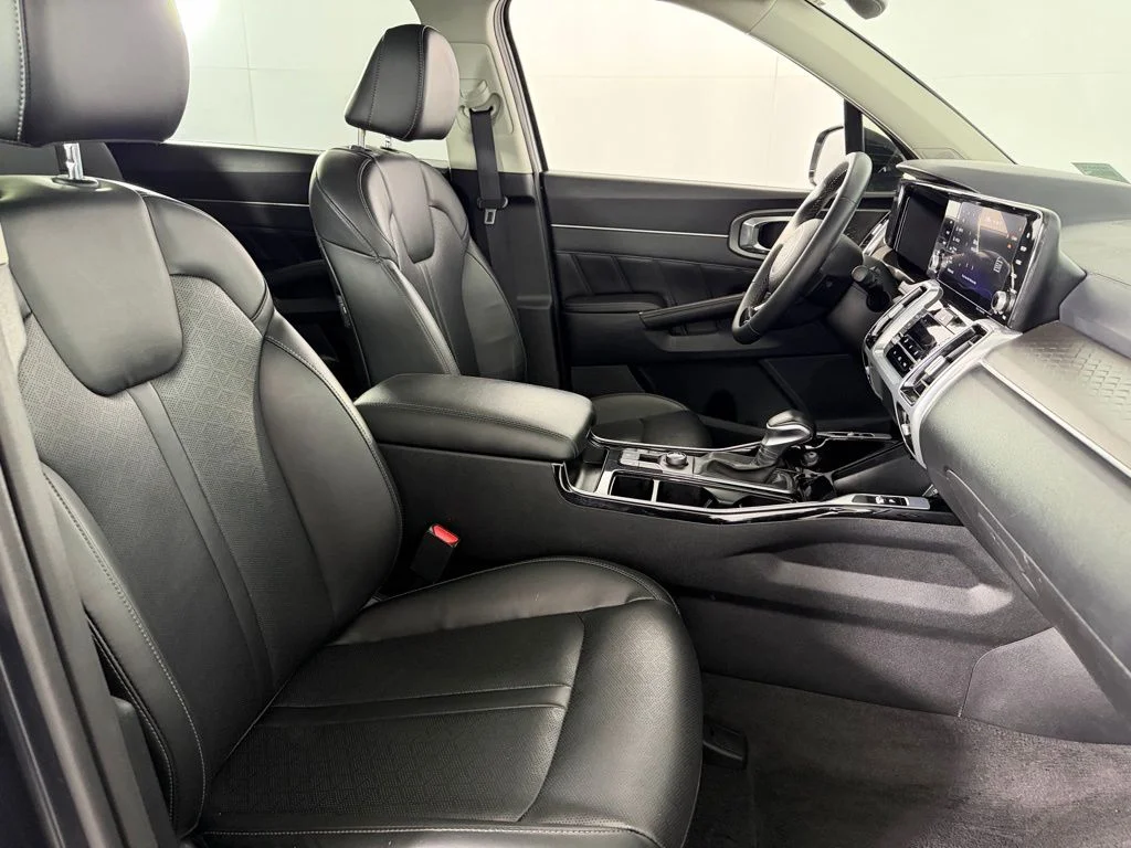 Certified Used 2023 Gray Kia SX image 34
