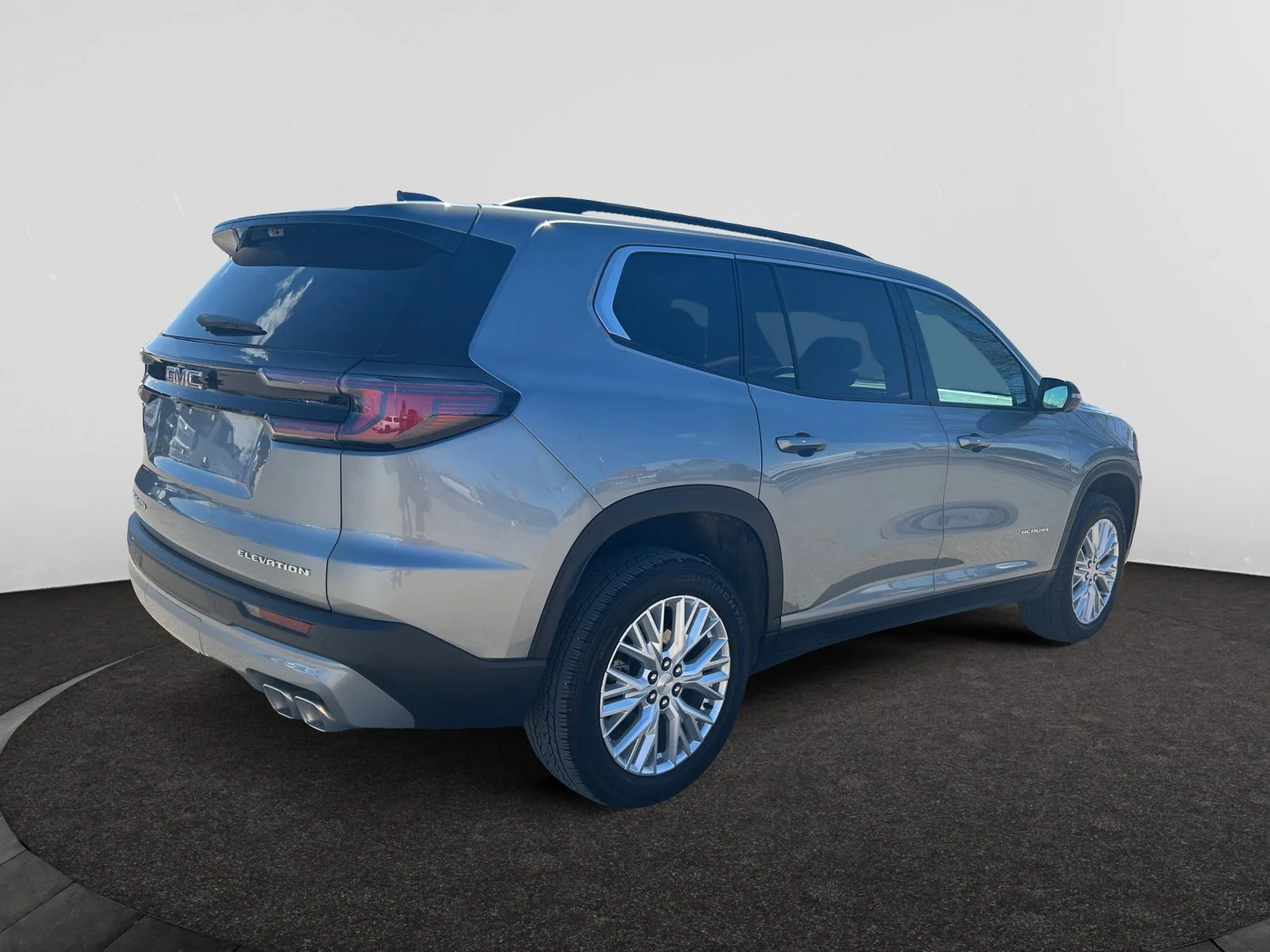 Used 2026 Silver GMC Elevation AWD image 5