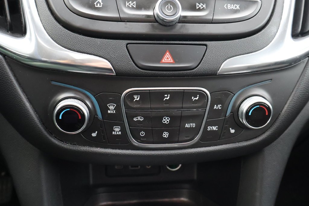 Used 2019 KINETIC BLUE METALLIC Chevrolet LT image 25