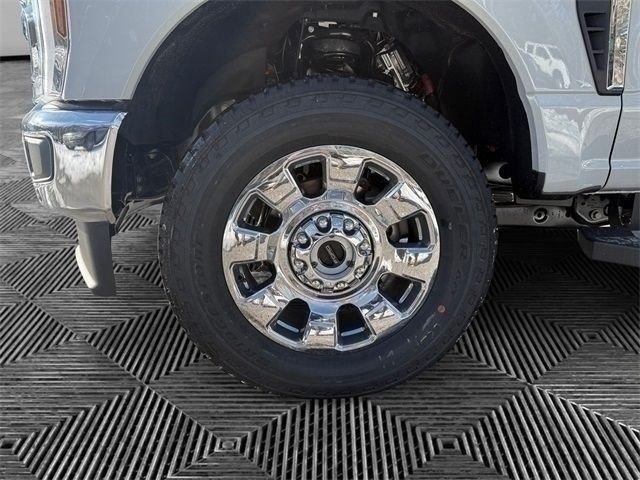 New 2026 Avalanche Ford F-350® Lariat® image 14