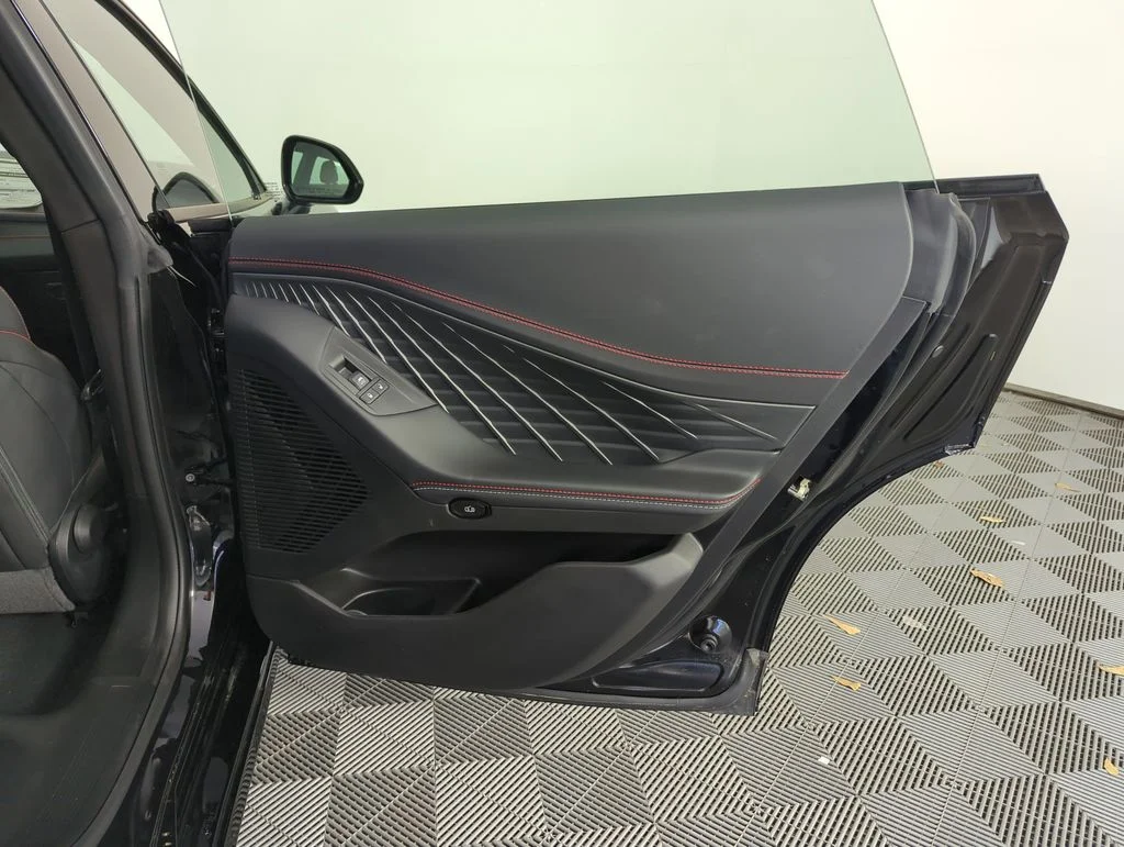 New 2026 Diamond Black Crystal Pearlcoat Dodge R/T image 29