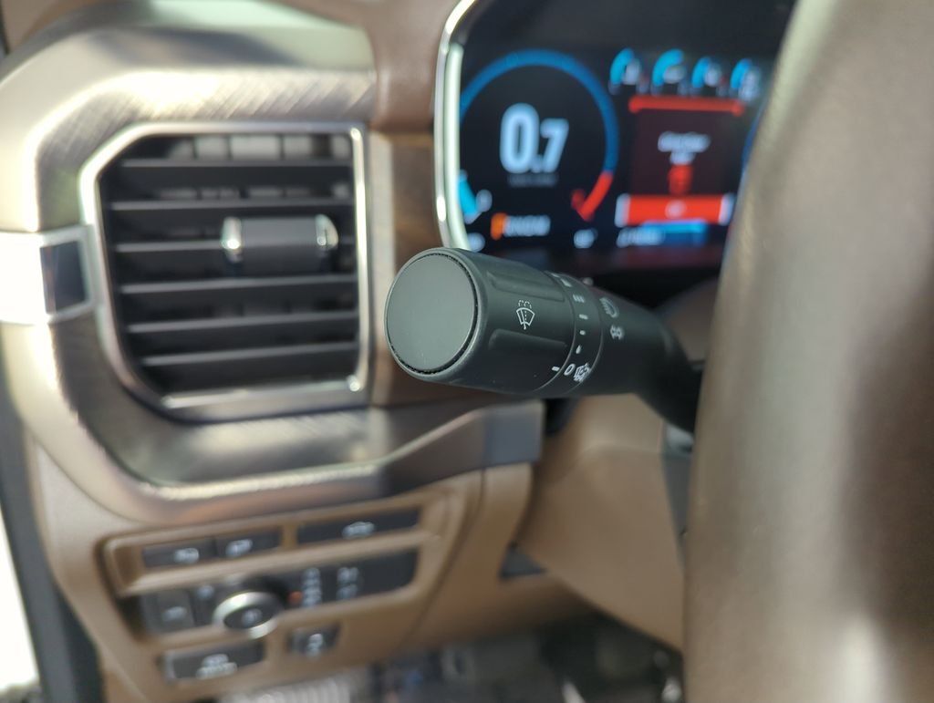 Used 2022 White Ford King Ranch image 20