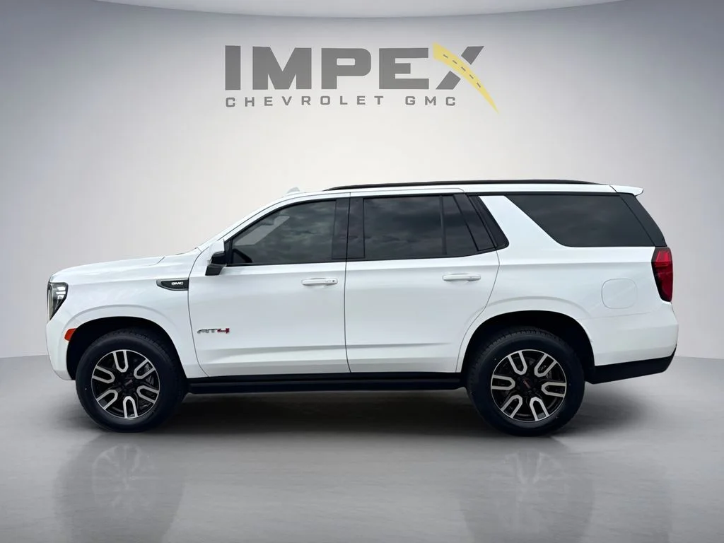 Used 2023 White GMC AT4 image 2