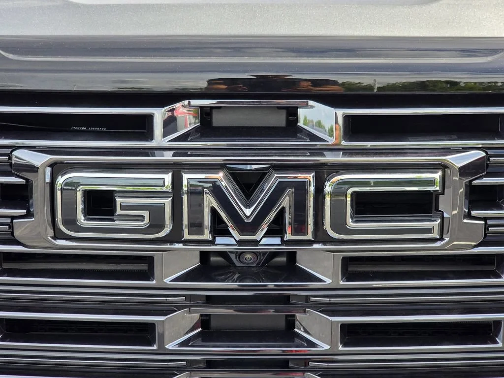New 2026 Sterling Metallic GMC Denali Ultimate image 32
