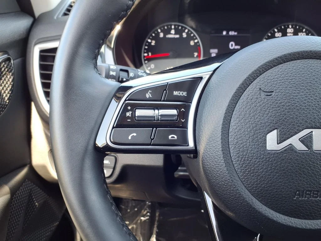 Certified Used 2023 White Kia S image 15