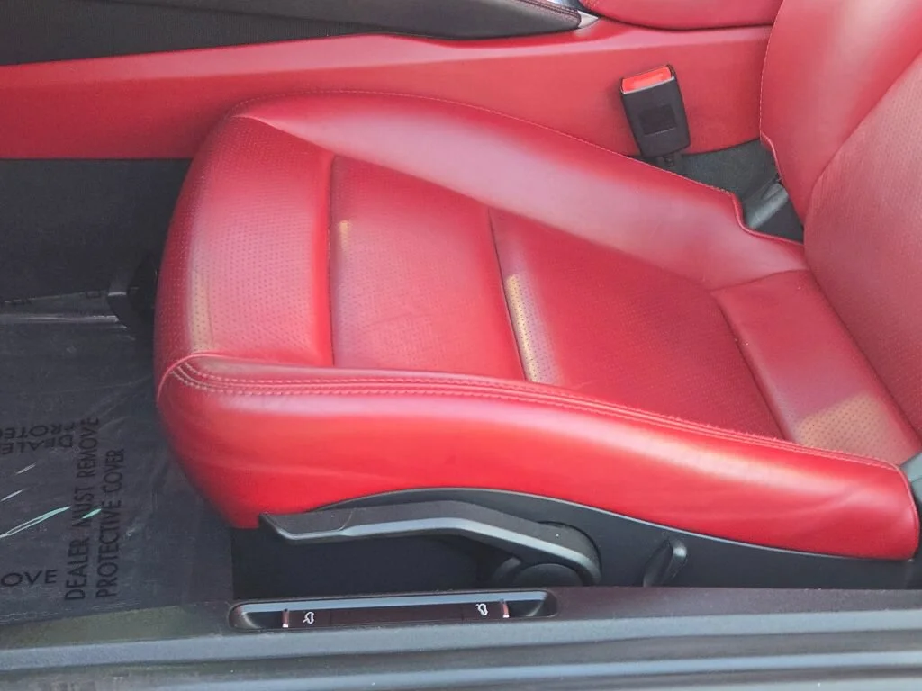 Used 2018 Black Porsche Base image 17