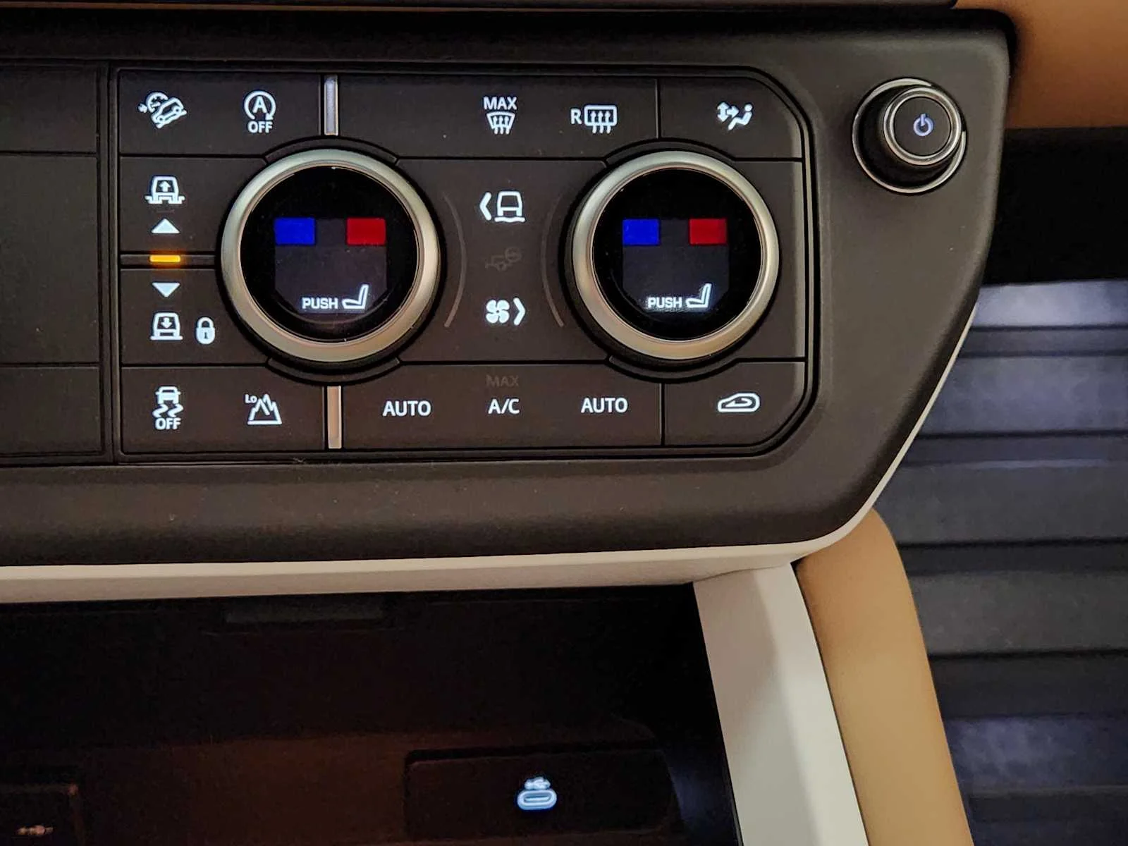 2026 Land Rover Defender X-Dynamic SE - Photo 30