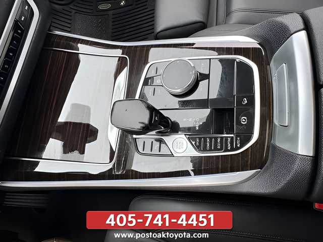 Used 2020 Gray BMW xDrive40i image 32