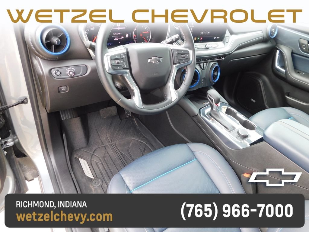 Used 2025 Gray Chevrolet RS image 15