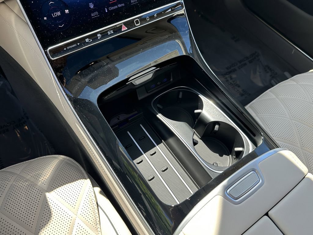 New 2026 Nautical Blue Metallic Mercedes-Benz S 580e image 32