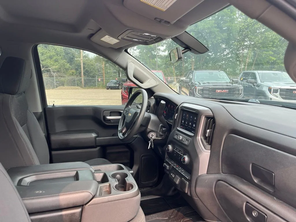Used 2021 Steel Metallic Chevrolet Custom image 37