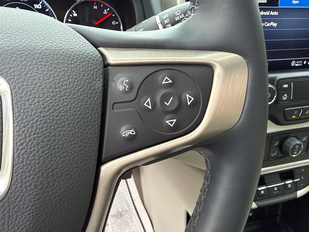Used 2023 Red GMC Denali image 29