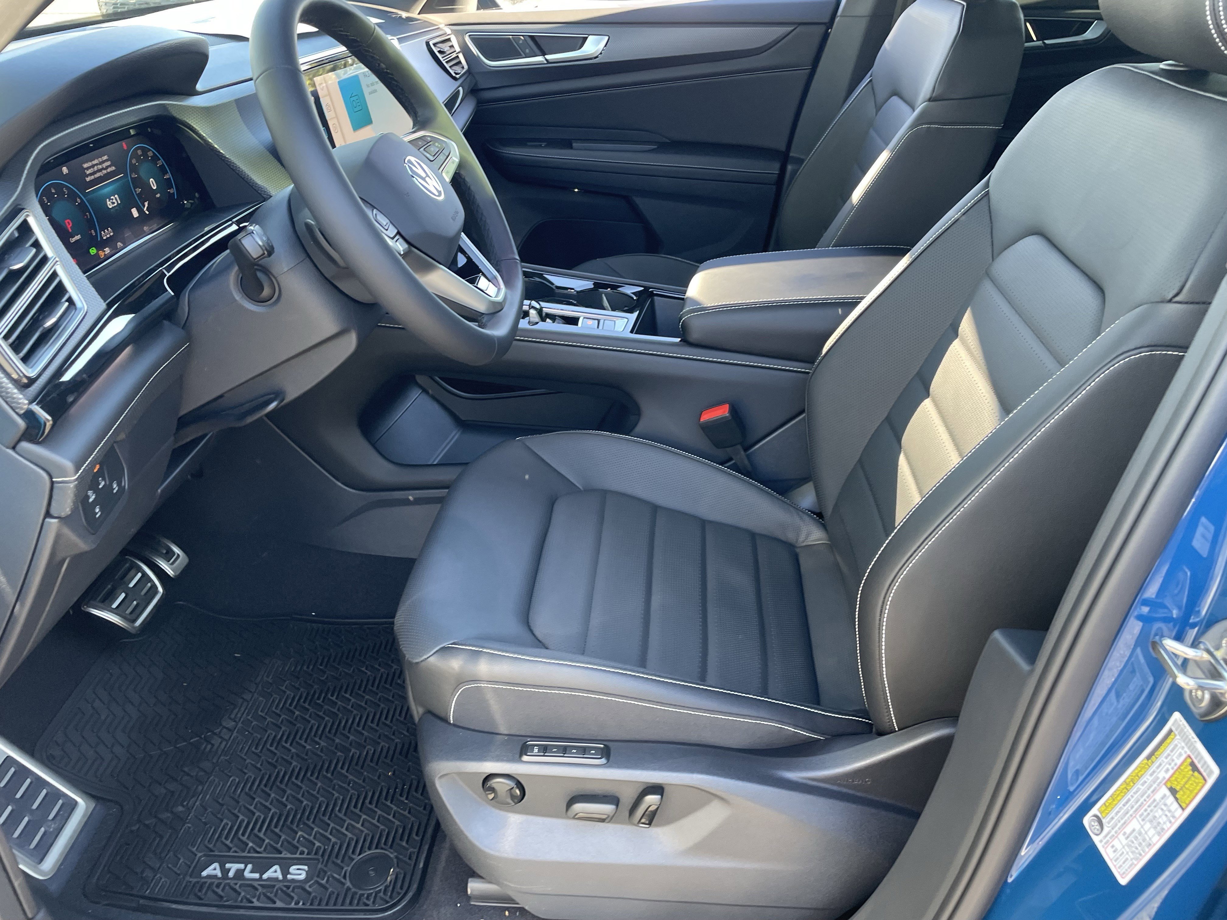 New 2026 Mountain Lake Blue Metallic Volkswagen 2.0T SEL R-Line Black image 15
