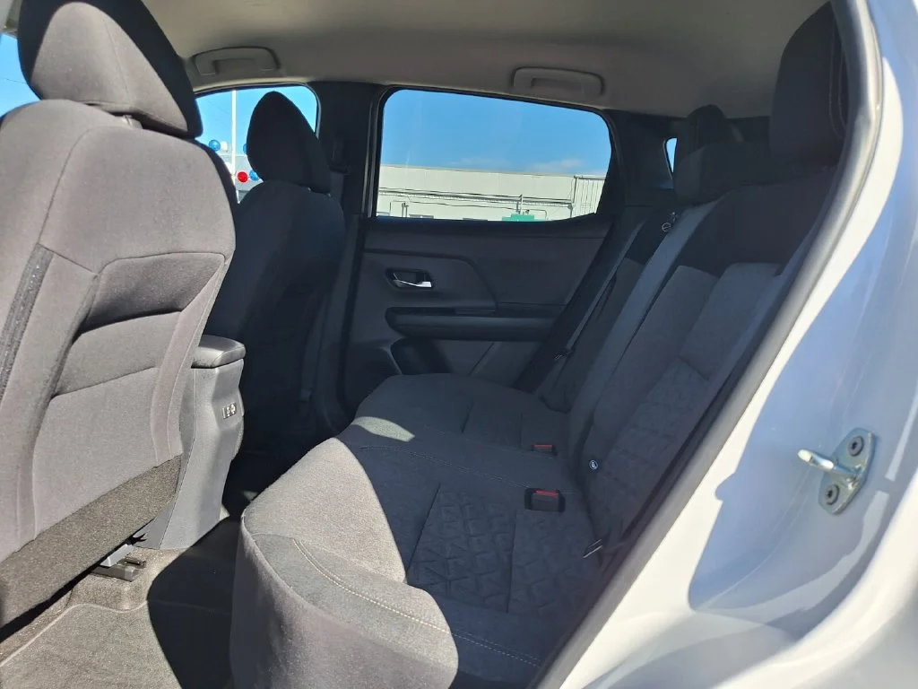 Used 2025 White Nissan SV image 10