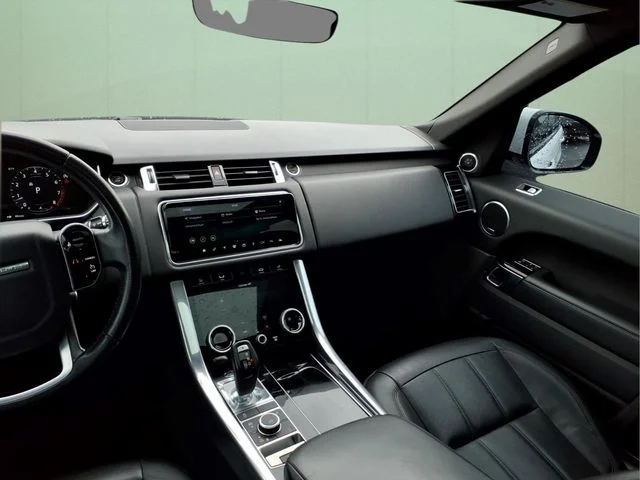 Used 2020 White Land Rover HSE image 14