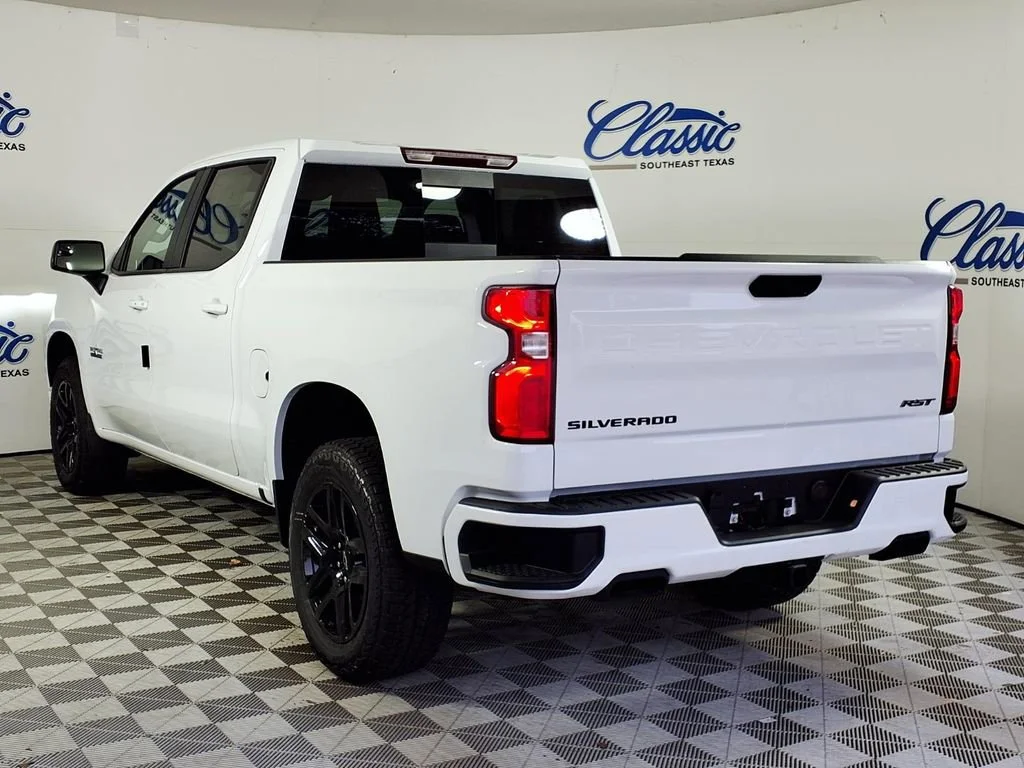 New 2026 Summit White Chevrolet RST image 2