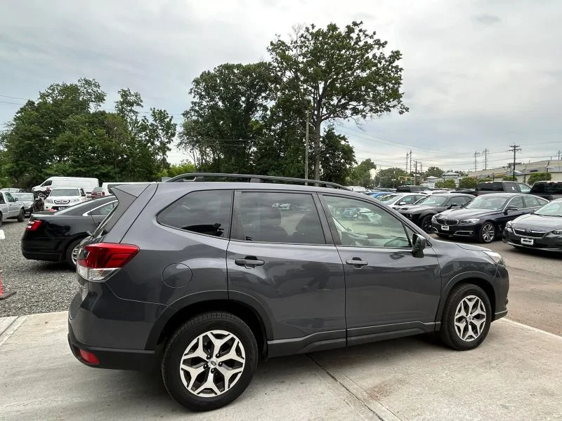 Used 2022 Gray Subaru Premium Sport Utility 4D image 13