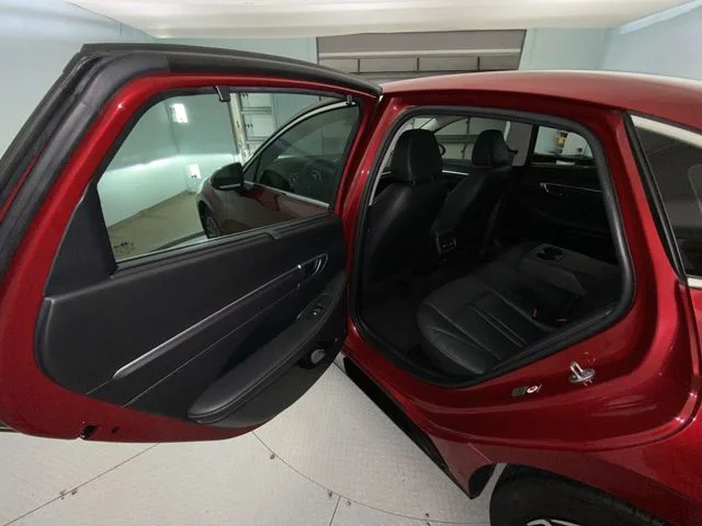 Used 2023 Red Hyundai Limited image 23