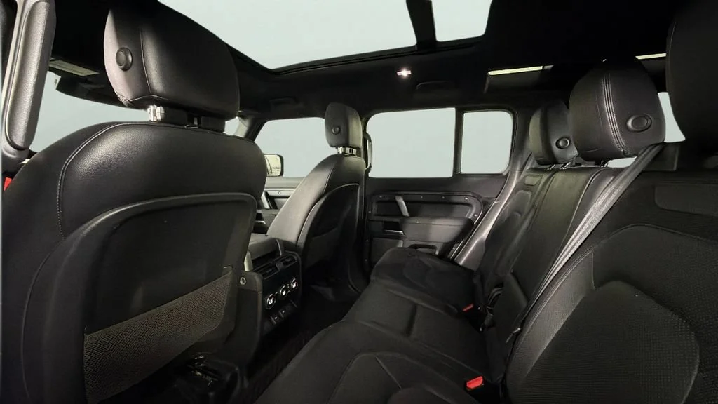 Used 2023 Gray Land Rover 110 X-Dynamic SE image 27