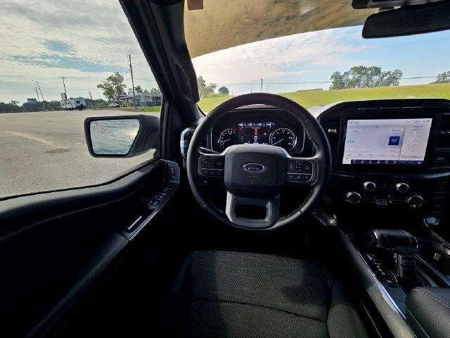 Used 2023 White Ford XL image 13