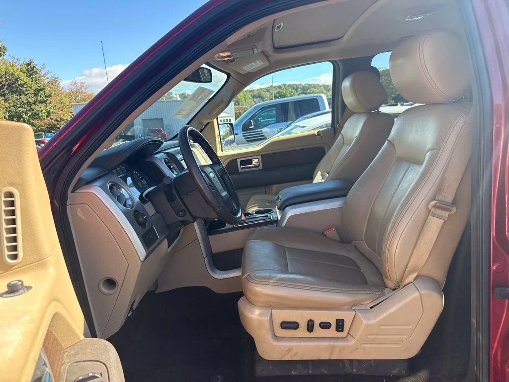 Used 2013  Ford Lariat image 5