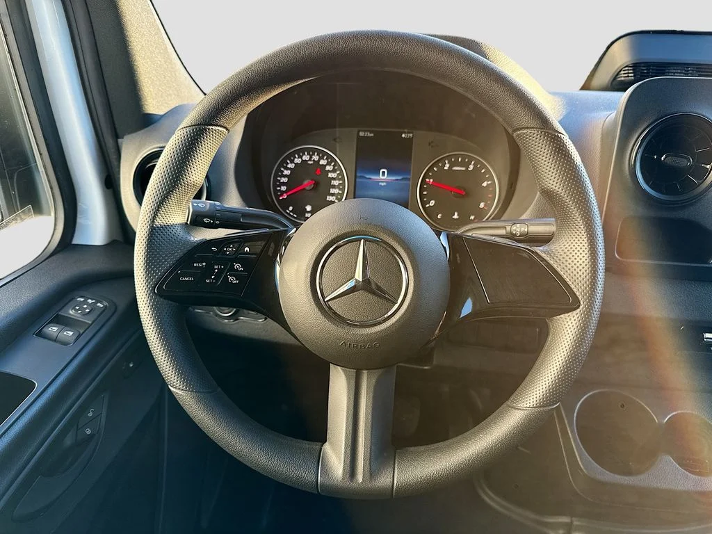 Used 2025 White Mercedes-Benz Cargo 144 WB image 11