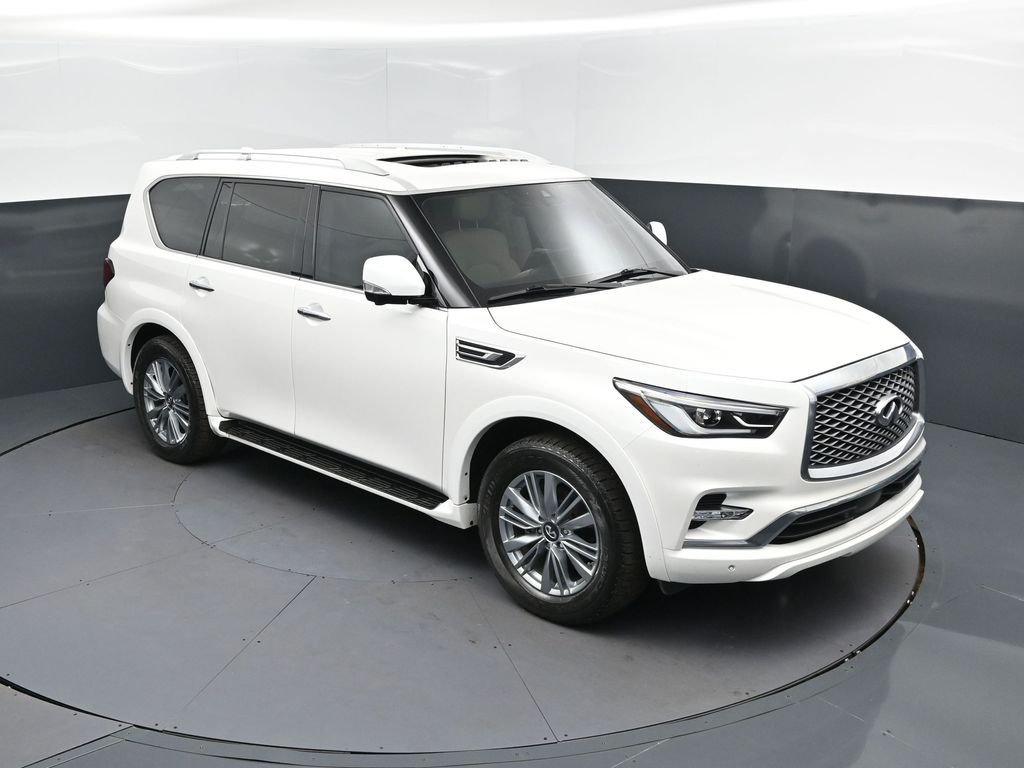 2023 INFINITI QX80 Luxe's photo
