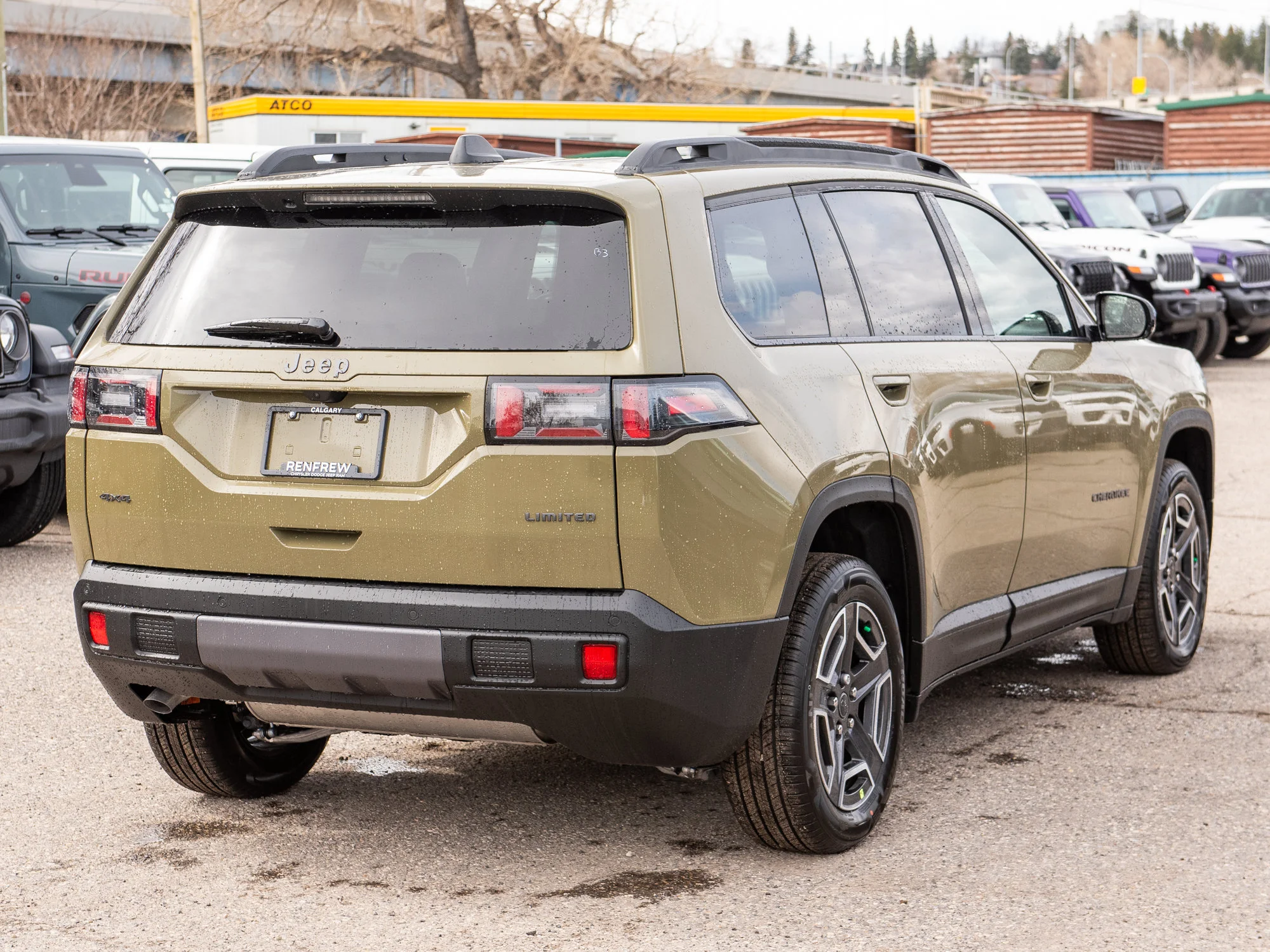 New 2026 41 Jeep Limited * 4x4, Turbo Hybrid, Pano Sunroof, Trailer Tow, Heated Leather image 5