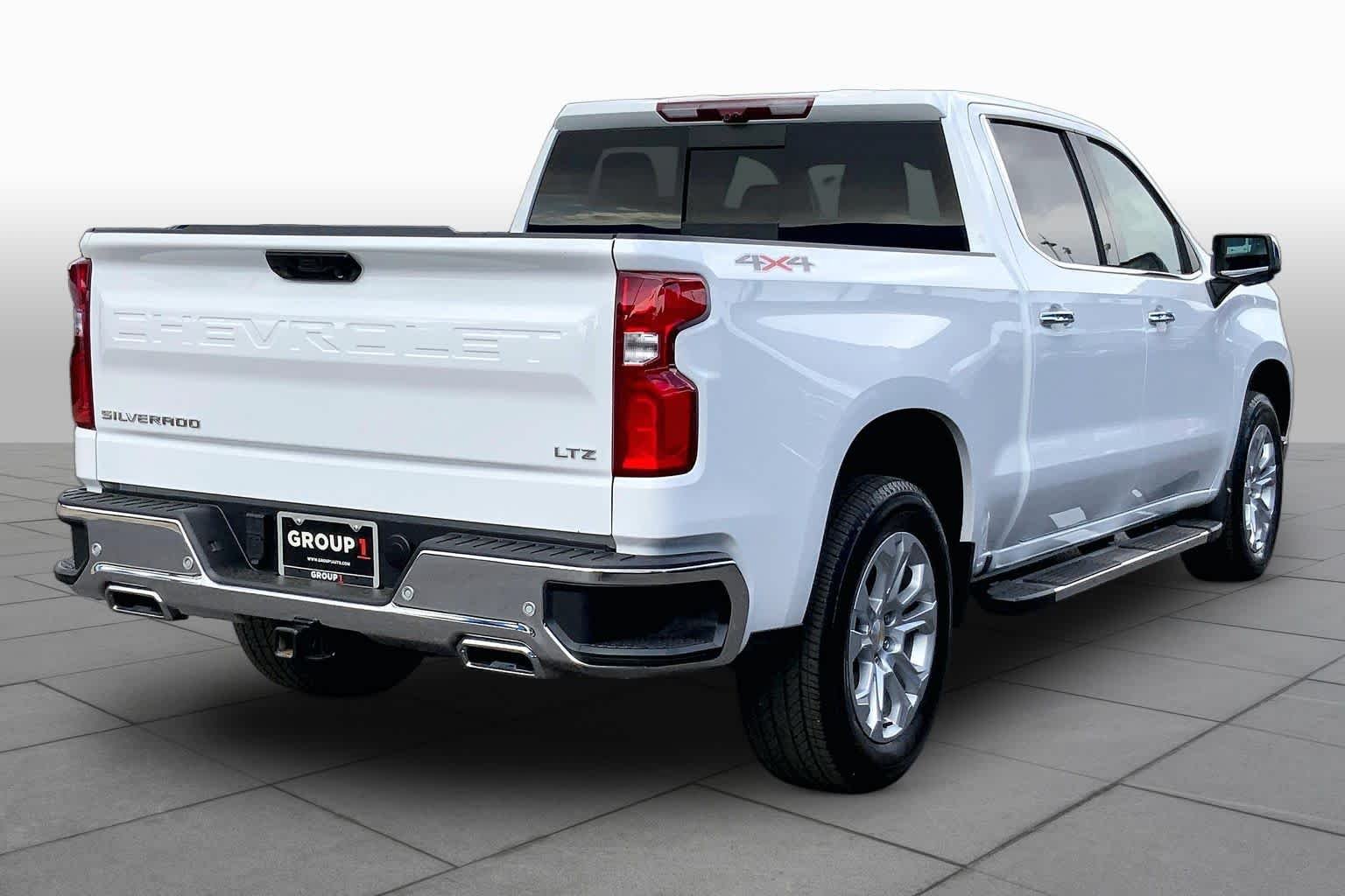 Used 2026 Summit White Chevrolet LTZ image 13