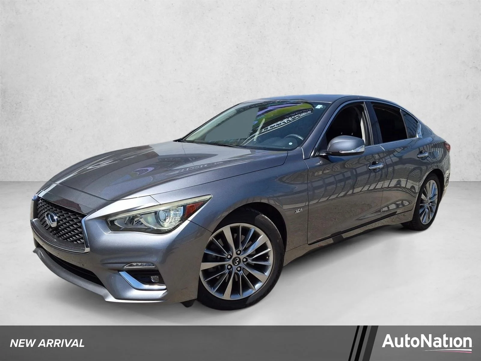 Used 2019 Graphite Shadow INFINITI 3.0t LUXE image 1