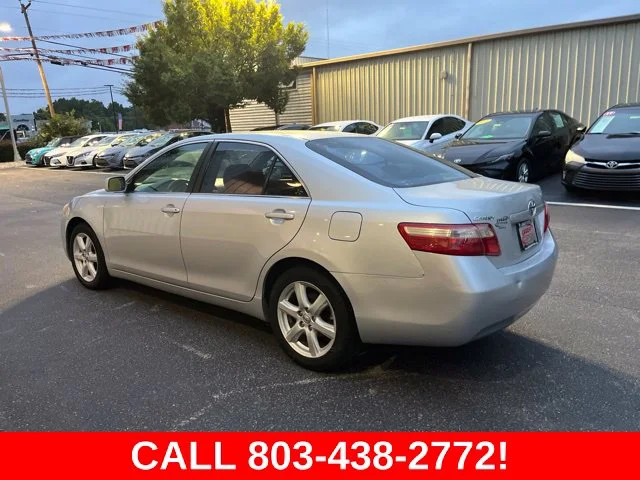 Used 2009 Silver Toyota  image 34
