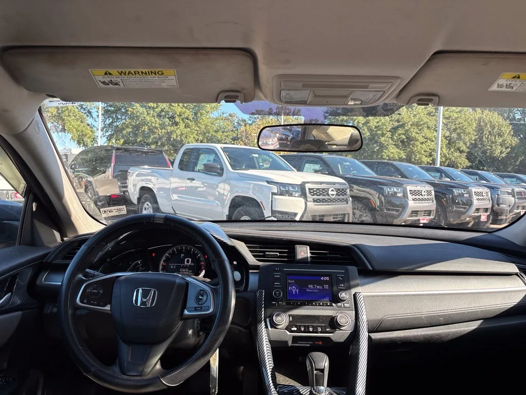 Used 2017 Gray Honda LX image 7