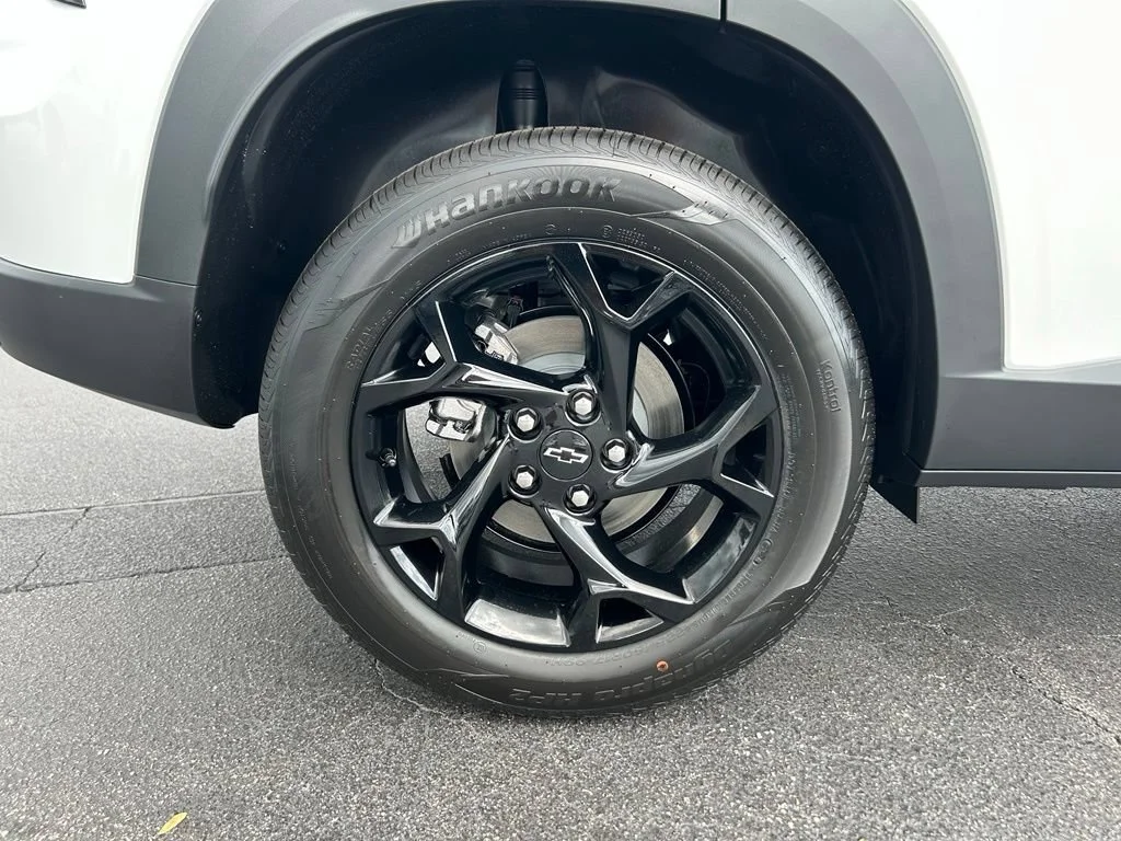 2026 Chevrolet Trax LT - Photo 10