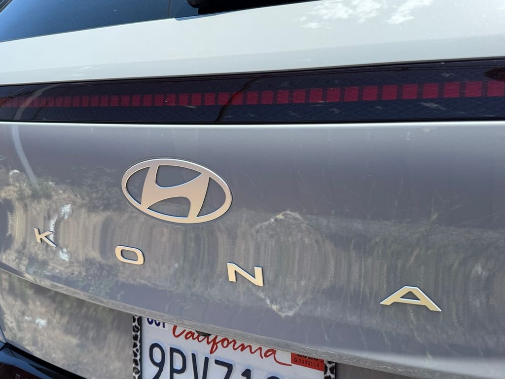 Used 2025 Gray Hyundai Limited image 19