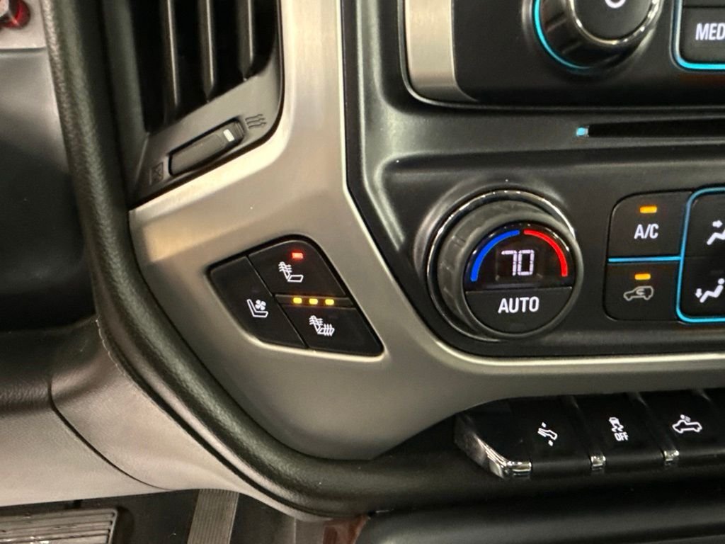 Used 2018 Black GMC SLT image 35