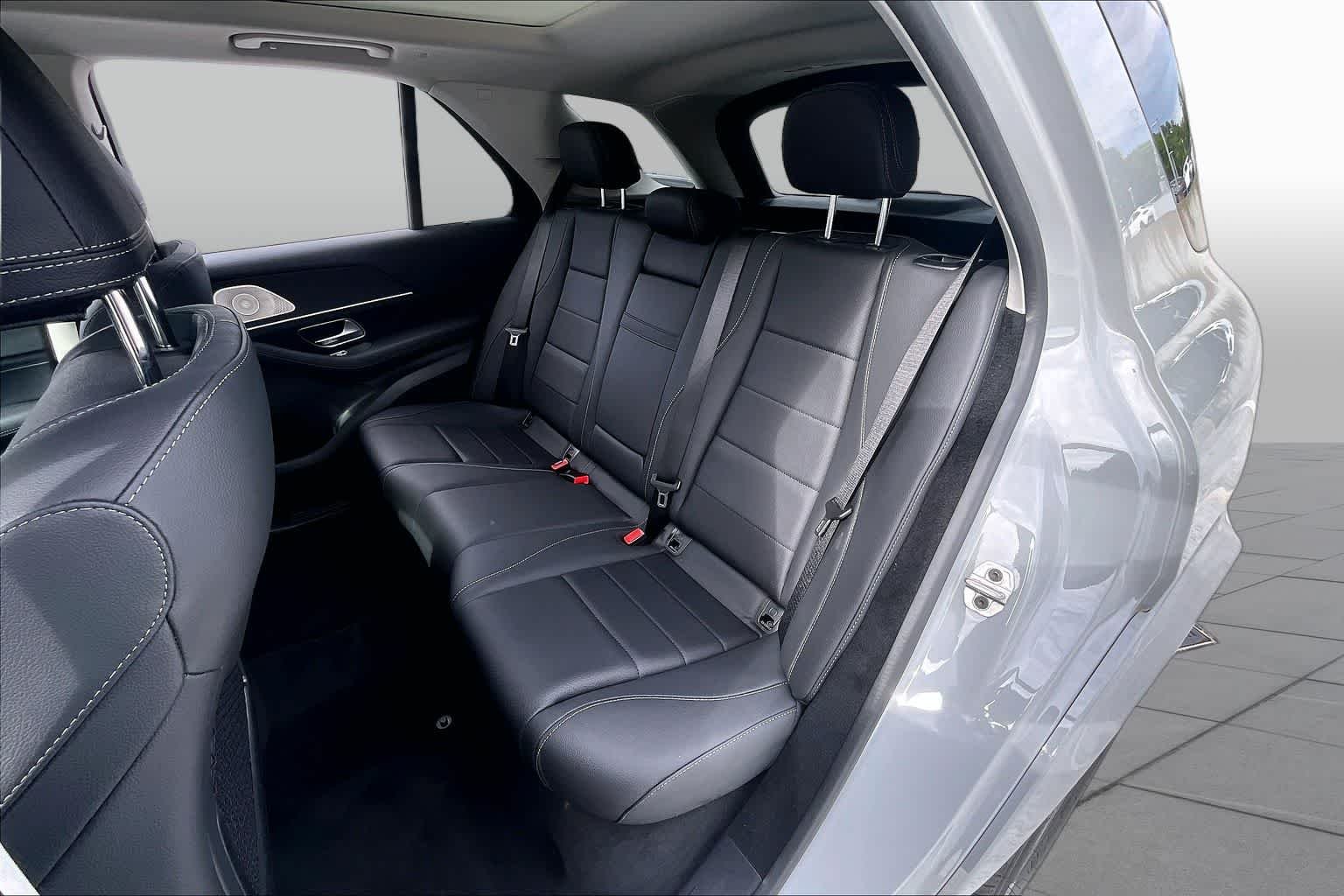 Used 2026 MANUFAKTUR Alpine Grey Mercedes-Benz GLE 450 image 21