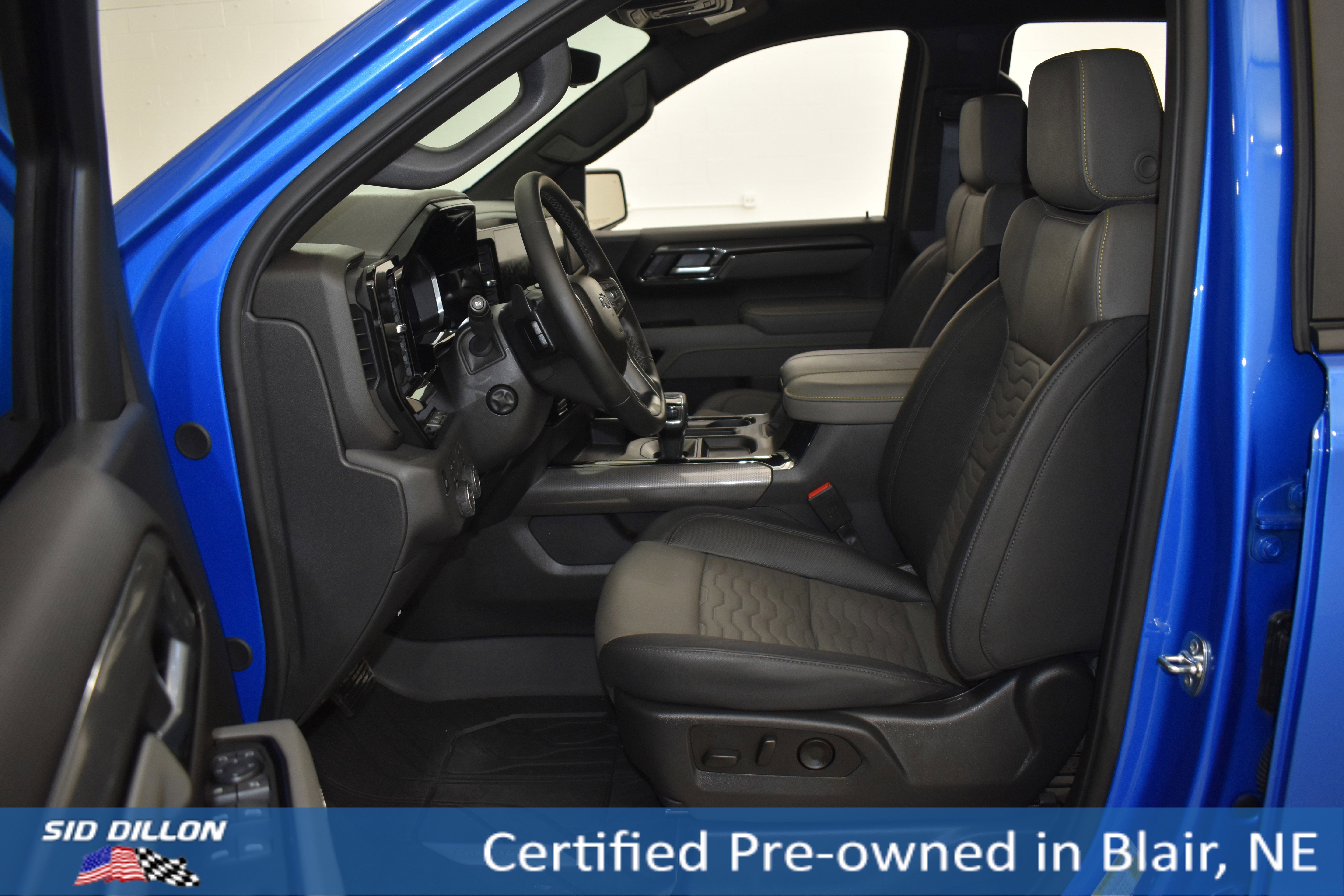 Certified Used 2026 Riptide Blue Metallic Chevrolet ZR2 image 8