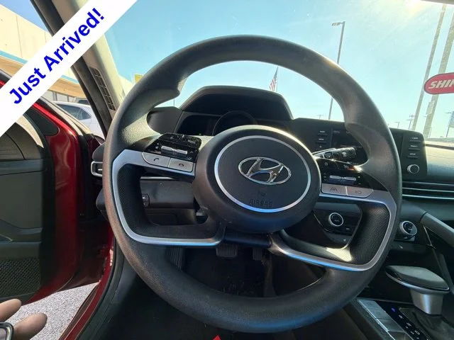 Used 2022 Red Hyundai Blue image 37