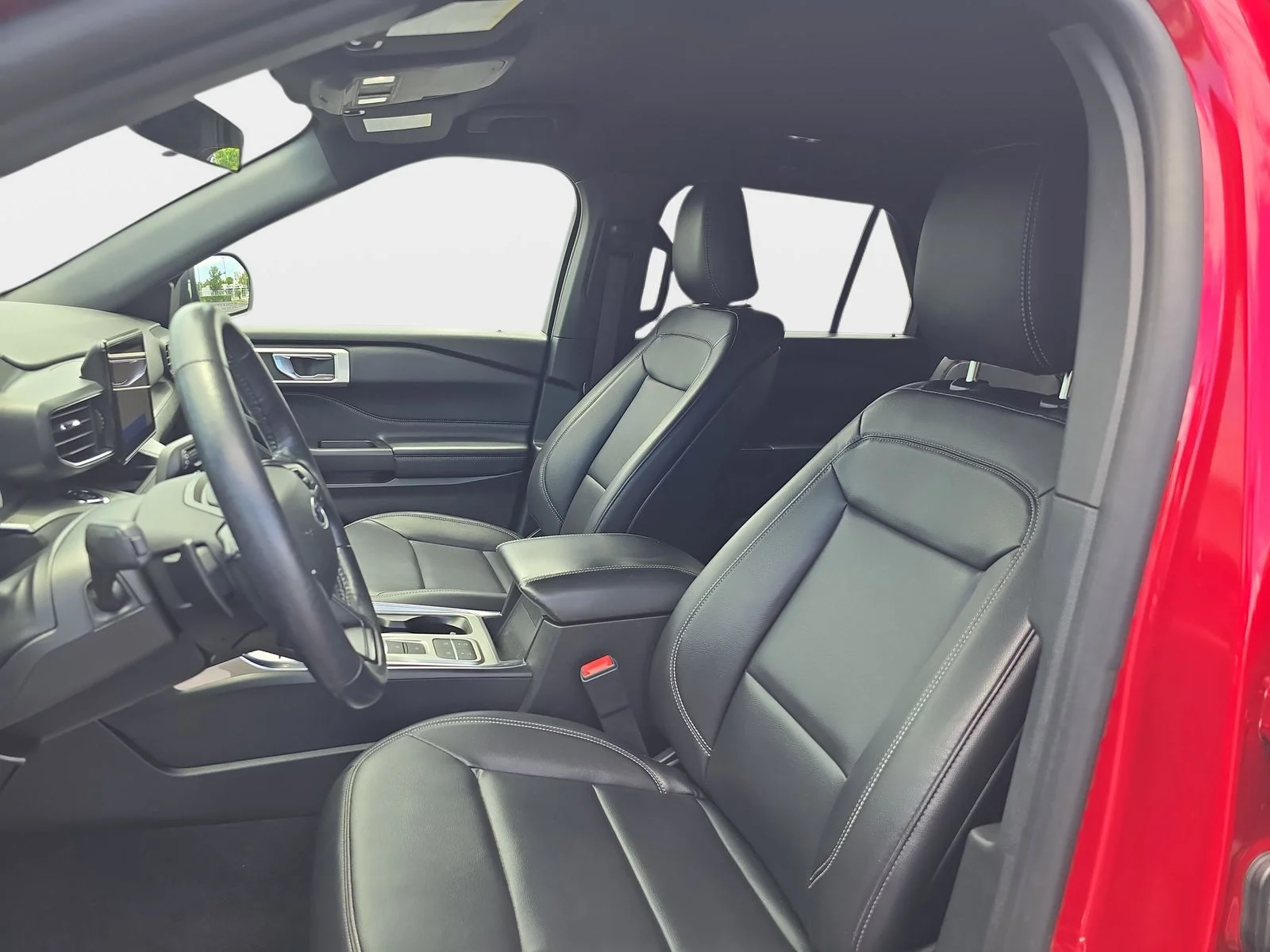 Used 2020 Red Ford XLT image 19