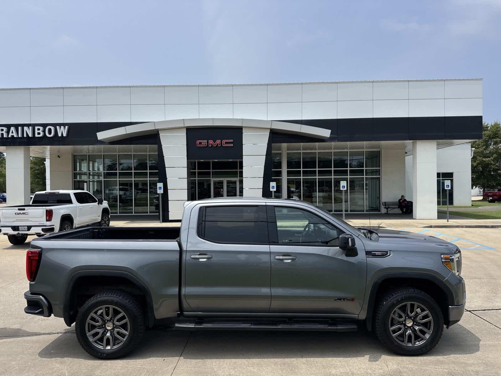 2020 GMC Sierra 4WD Crew Cab Short Box AT4's photo