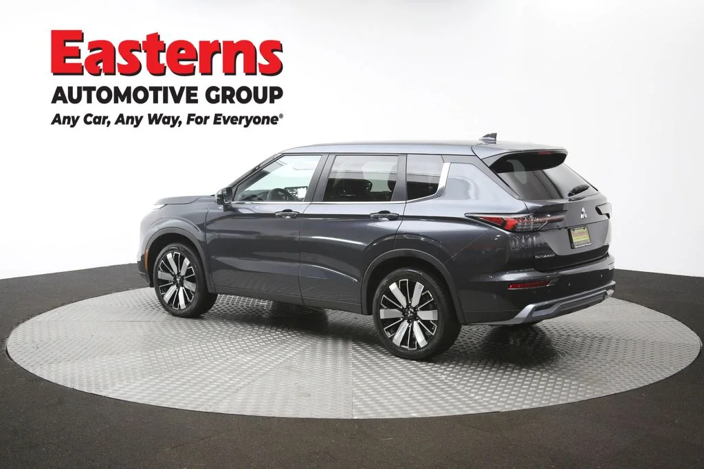 Used 2025 Gray Mitsubishi SE image 58
