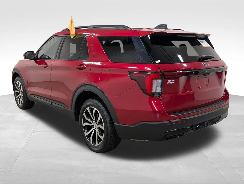 Certified Used 2025 Red Metallic Ford ST-Line image 23