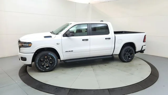 New 2026 Bright White Clear-Coat Exterior Paint RAM Big Horn/Lone Star image 5